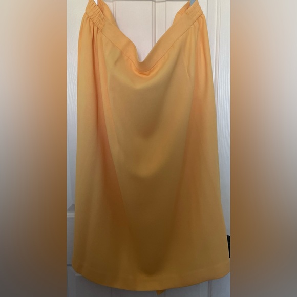 Lily & Taylor Blazer Suit size 30W - Picture 12 of 16